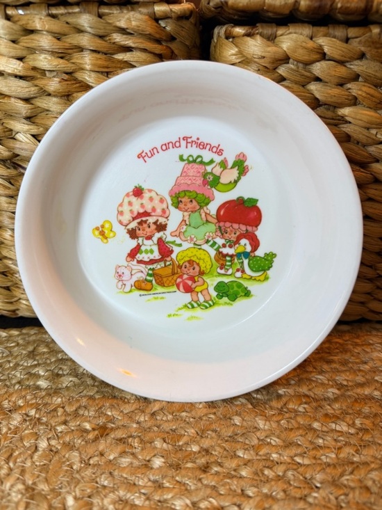 Strawberry Shortcake Other - Vintage Strawberry Shortcake Melamine Bowl